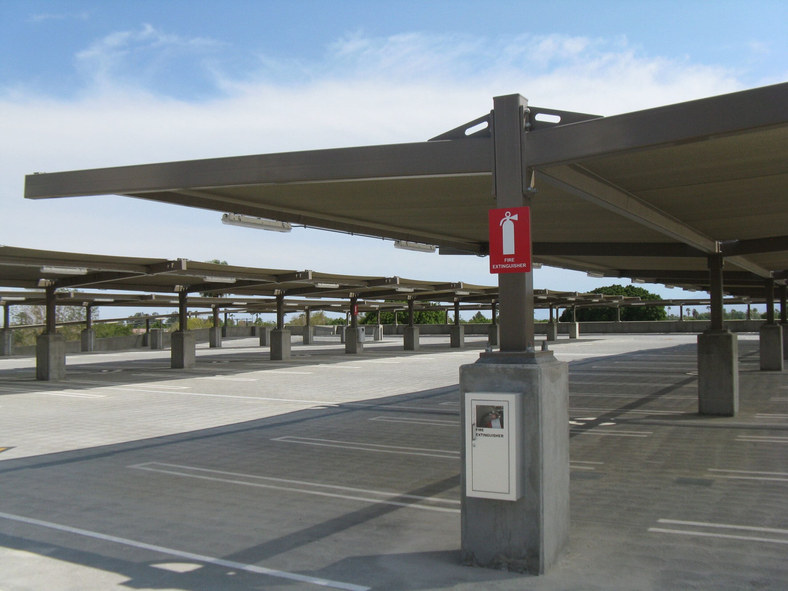 apex cantilever shades at corporate parking lot thumbnail